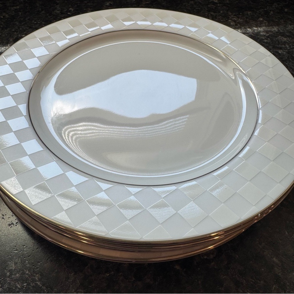 Nikko Cotillion Patra Elegant White Salad/Dessert Plate Set of 4